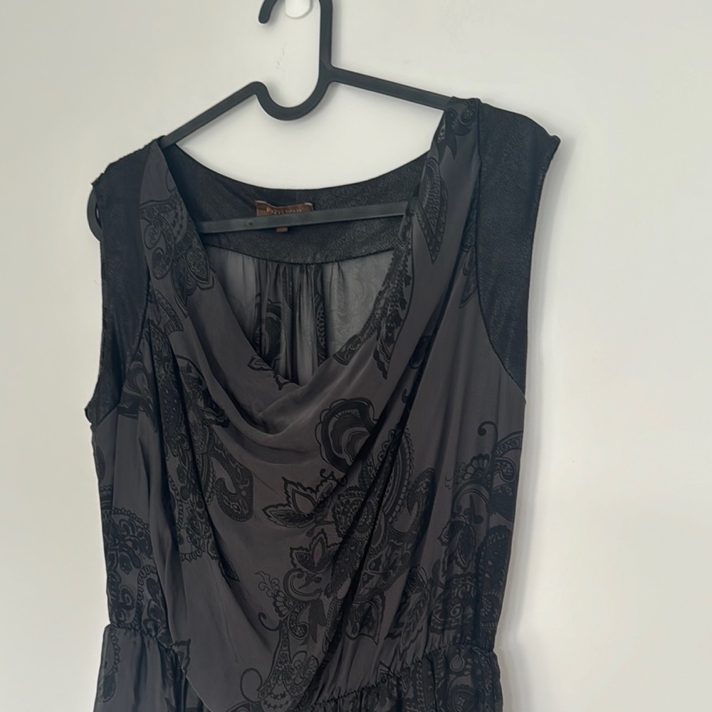 Piazza Roma Silk Blend Black Floral Sleeveless Top - Picture 2 of 9